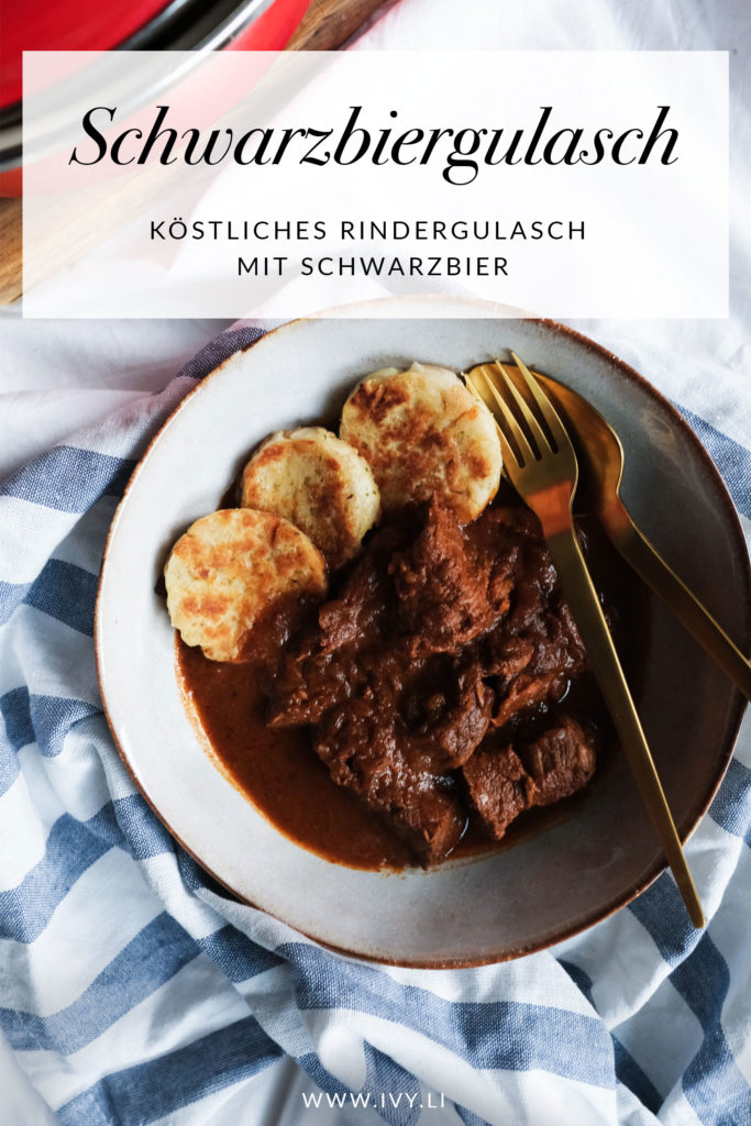 Schwarzbiergulasch | Gulasch mit Schwarzbier | Comfort Food | Herbstrezepte | Schmorgericht | Rindfleisch | Kochen mit Bier | Wintergerichte | Rezept | #rezept #gulasch #kochen #herbst | Rezept auf ivy.li 